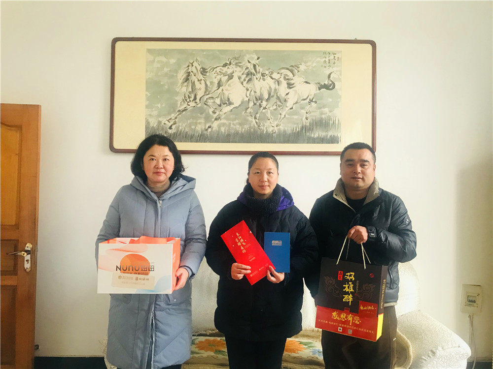 【雙雄醉贊助襄陽企業(yè)家暖心工程系列報(bào)道】企業(yè)家艾德國(guó)、吳少波、李作發(fā)等收到暖心生日祝福